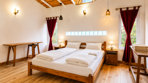 Birdsong Bungalow pangot